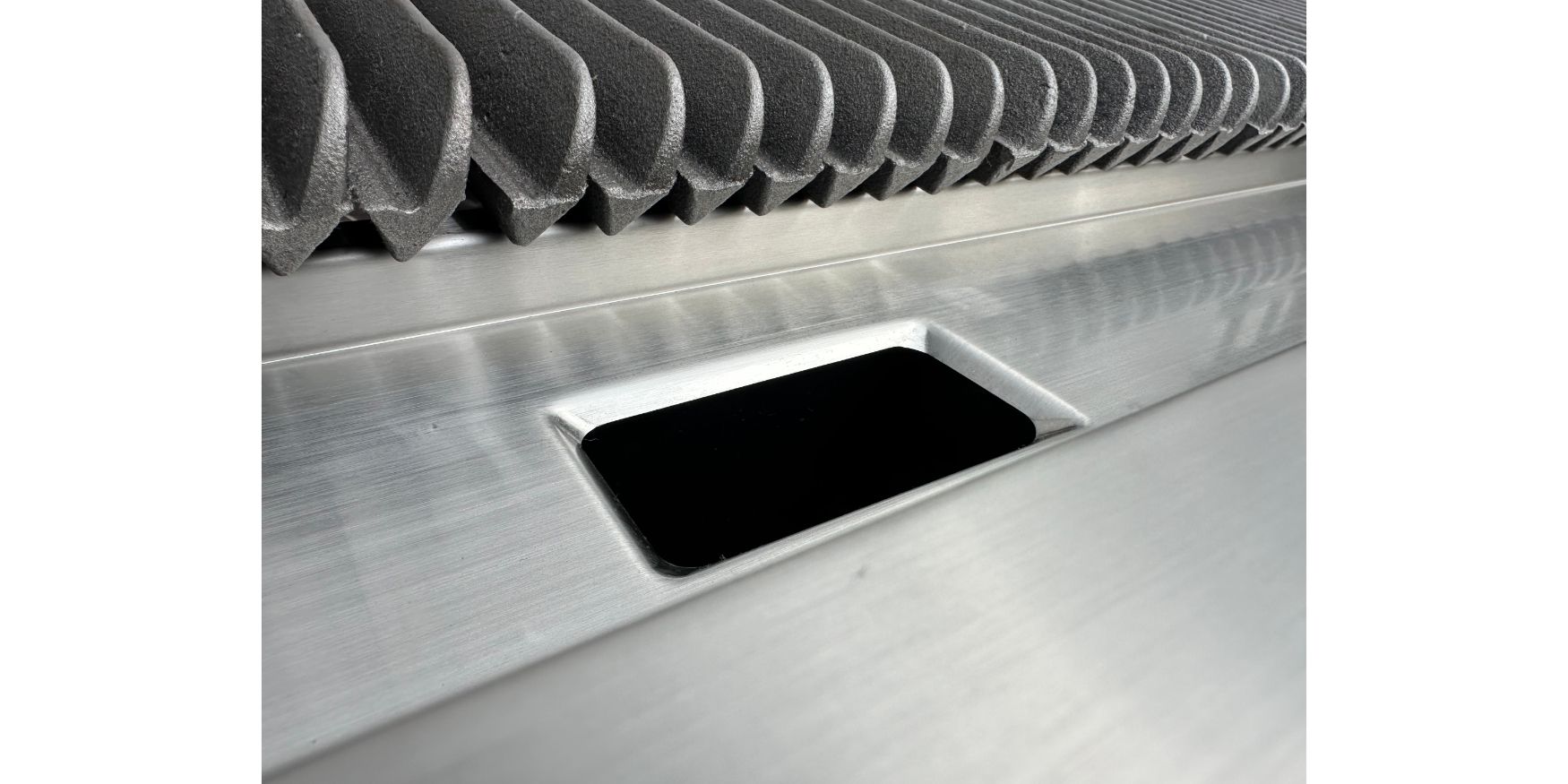 Gas lava rock & radiant broiler